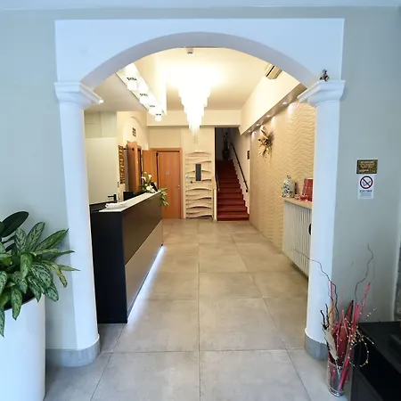 فندق أوكينافا 3*